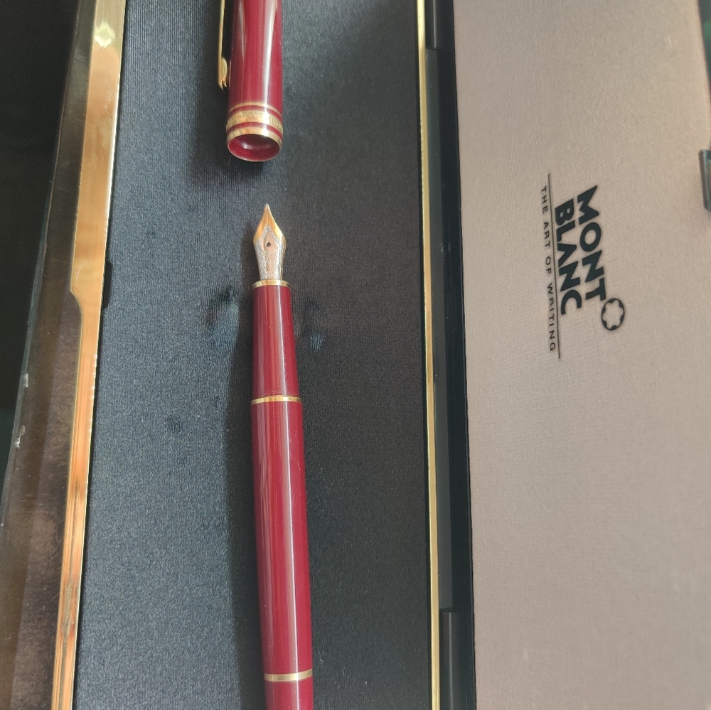 Mont Blanc ink pen